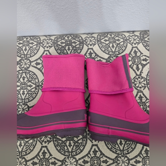 Sorel Pink Waterproof Winter Boots - Picture 10 of 11